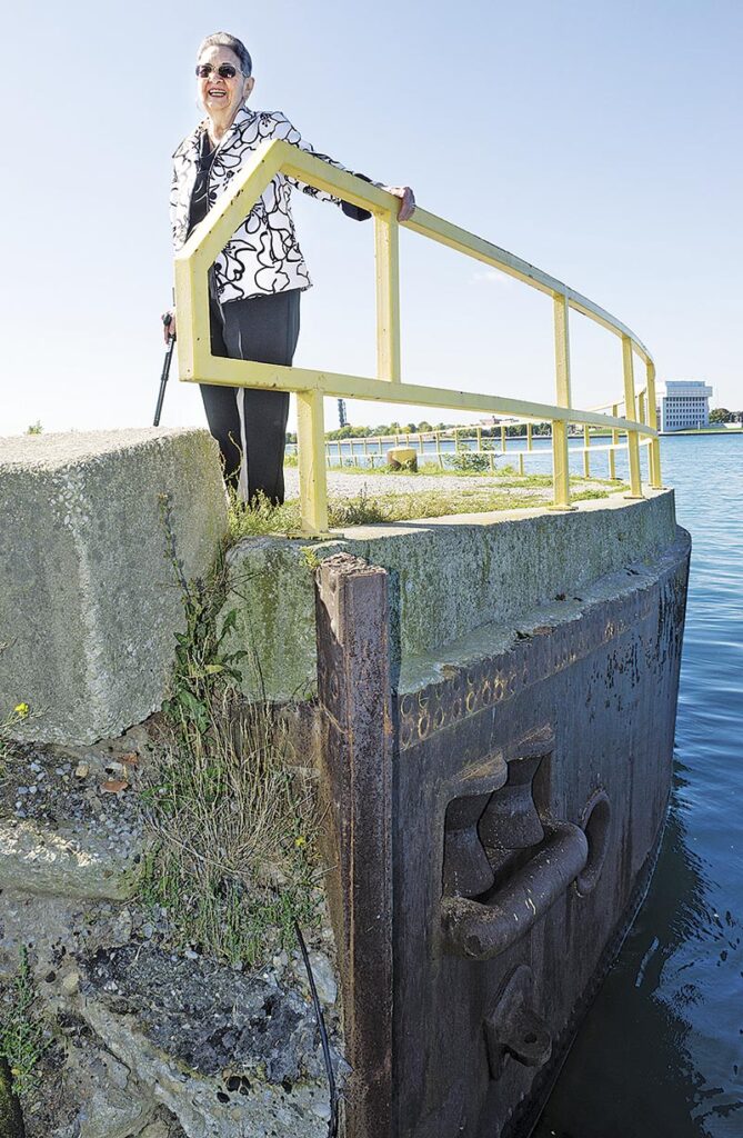 Pilot boat captain saved the crew of sinking steamer