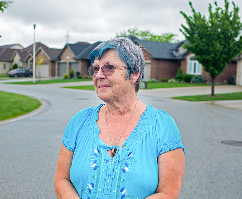 Retiree finds envelope filled with cash, turns it in to police
