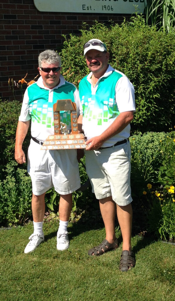 Lawn bowling champs