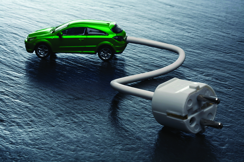 Engineer talks pros and cons of driving electric car