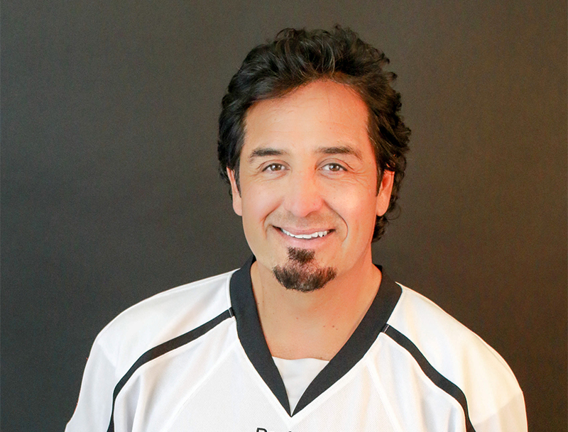 Former Indigenous hockey enforcer now a leader teaching fitness to kids