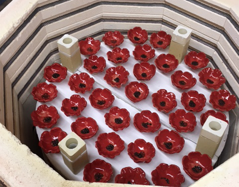 300-piece poppy sculpture honours Sarnia’s fallen