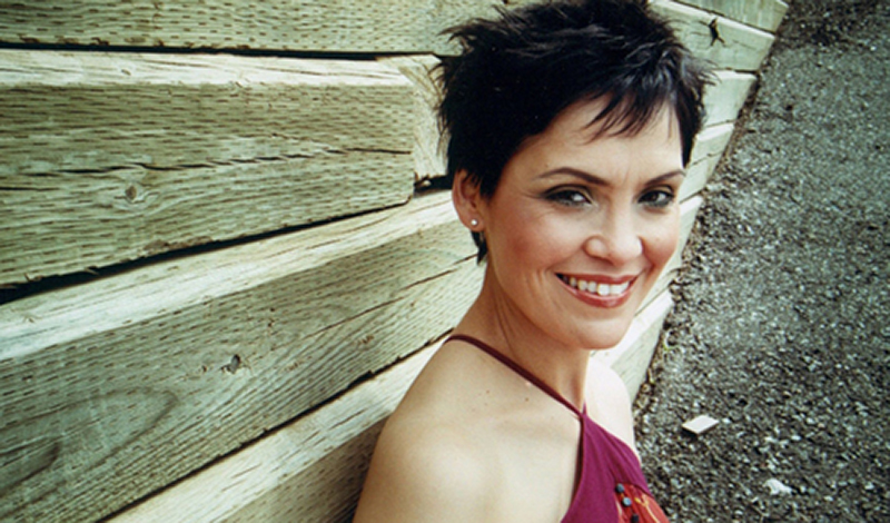 Susan Aglukark speaking at Aamjiwnaang