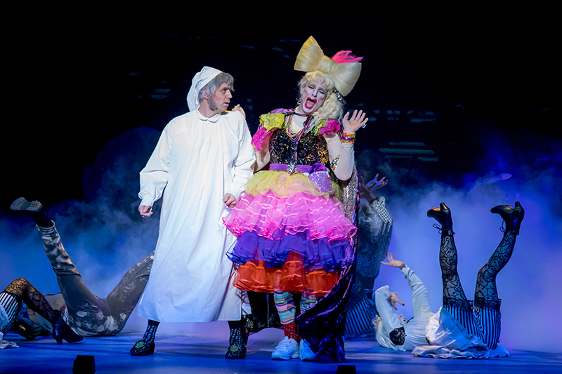 Christmas pantomime latest success for Sarnia’s Matt Murray