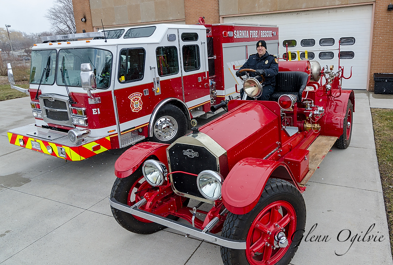 Restoration of 1921 engine a labour of love for city firefighters