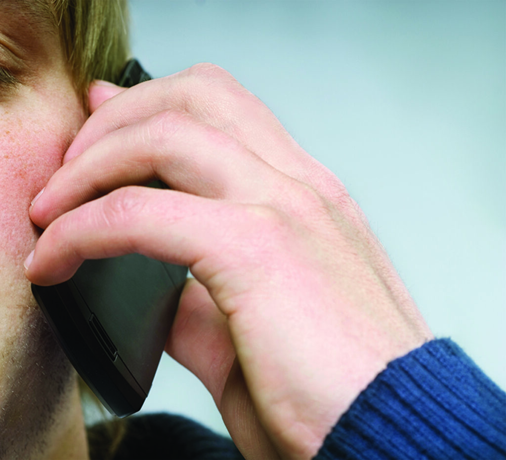 Sarnia man taken in by common telephone scam