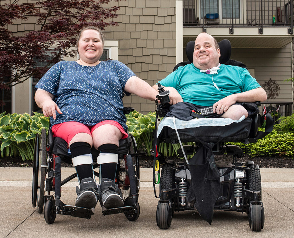“How’s your day going?” Couple doesn’t let COVID-19 prevent them from brightening the lives of others