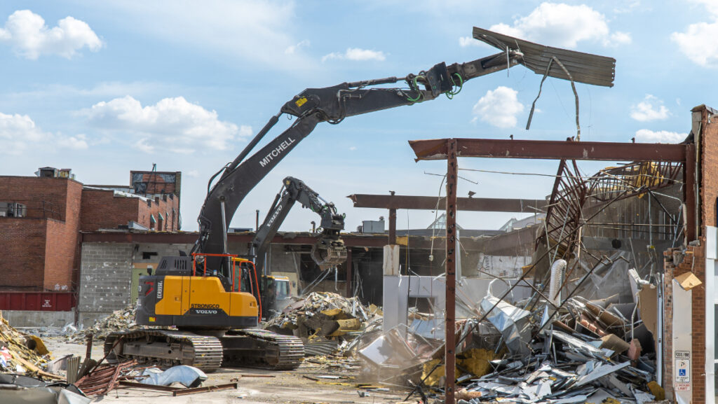 PHOTO: Seen one excavator, seen the mall