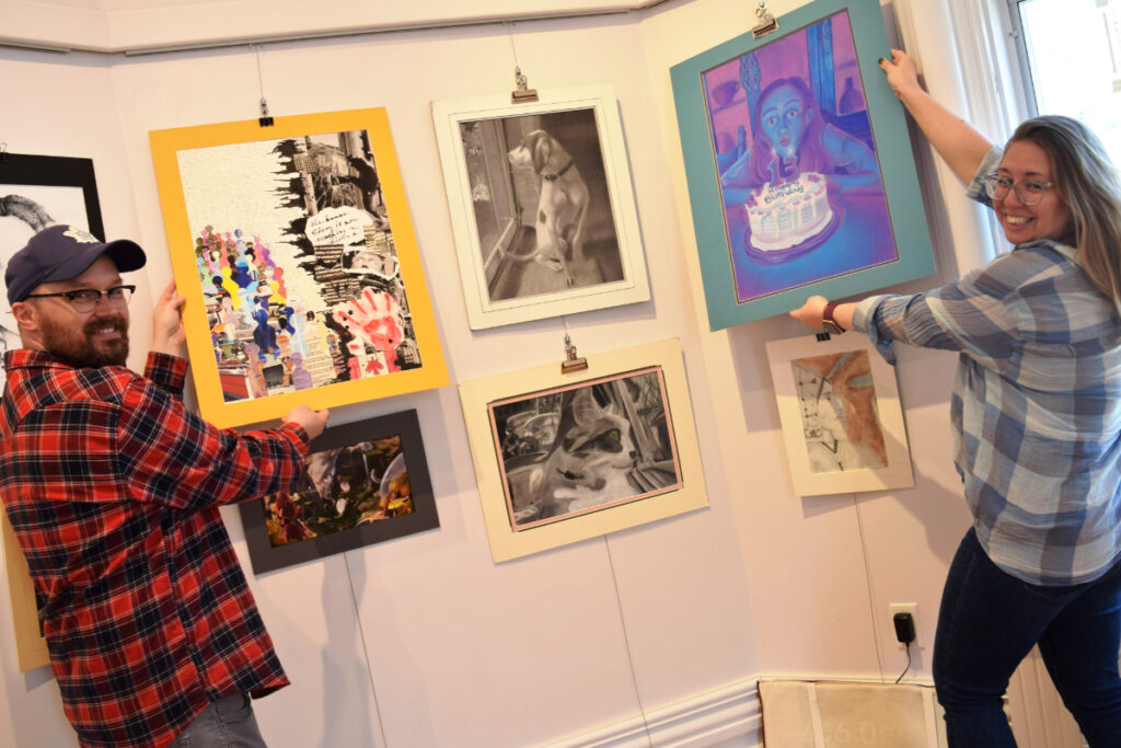 Two simultaneous student shows off to a great art