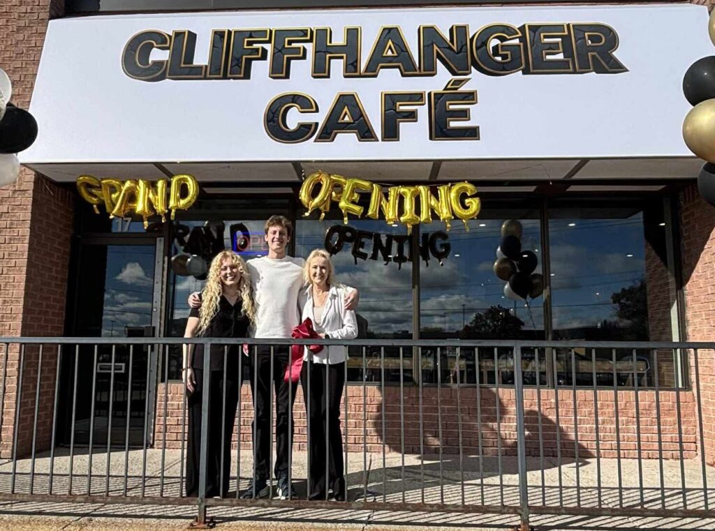 Cliffhanger Café brings cozy ‘Hygge’ and board games to Sarnia