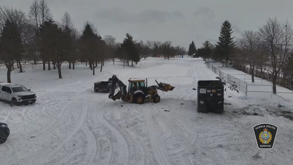 Rainbow Park ‘fully vacated,’ Sarnia Police announce via drone footage