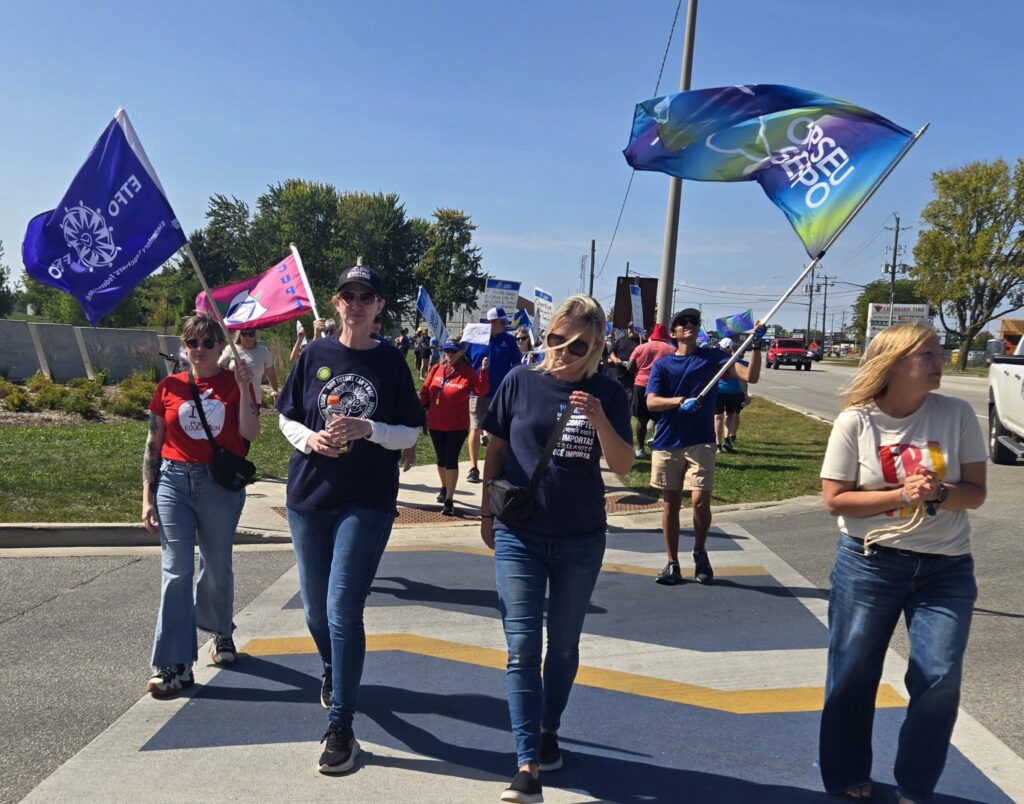 Lambton College support staff strike enters fifth week with job security as key issue