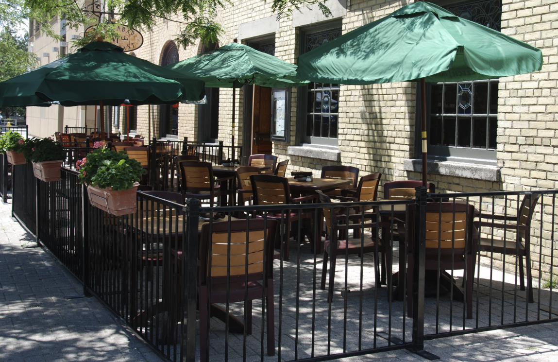 City program lets Sarnia restaurants extend patios onto sidewalks