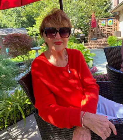 REYNOLDS, Dianne