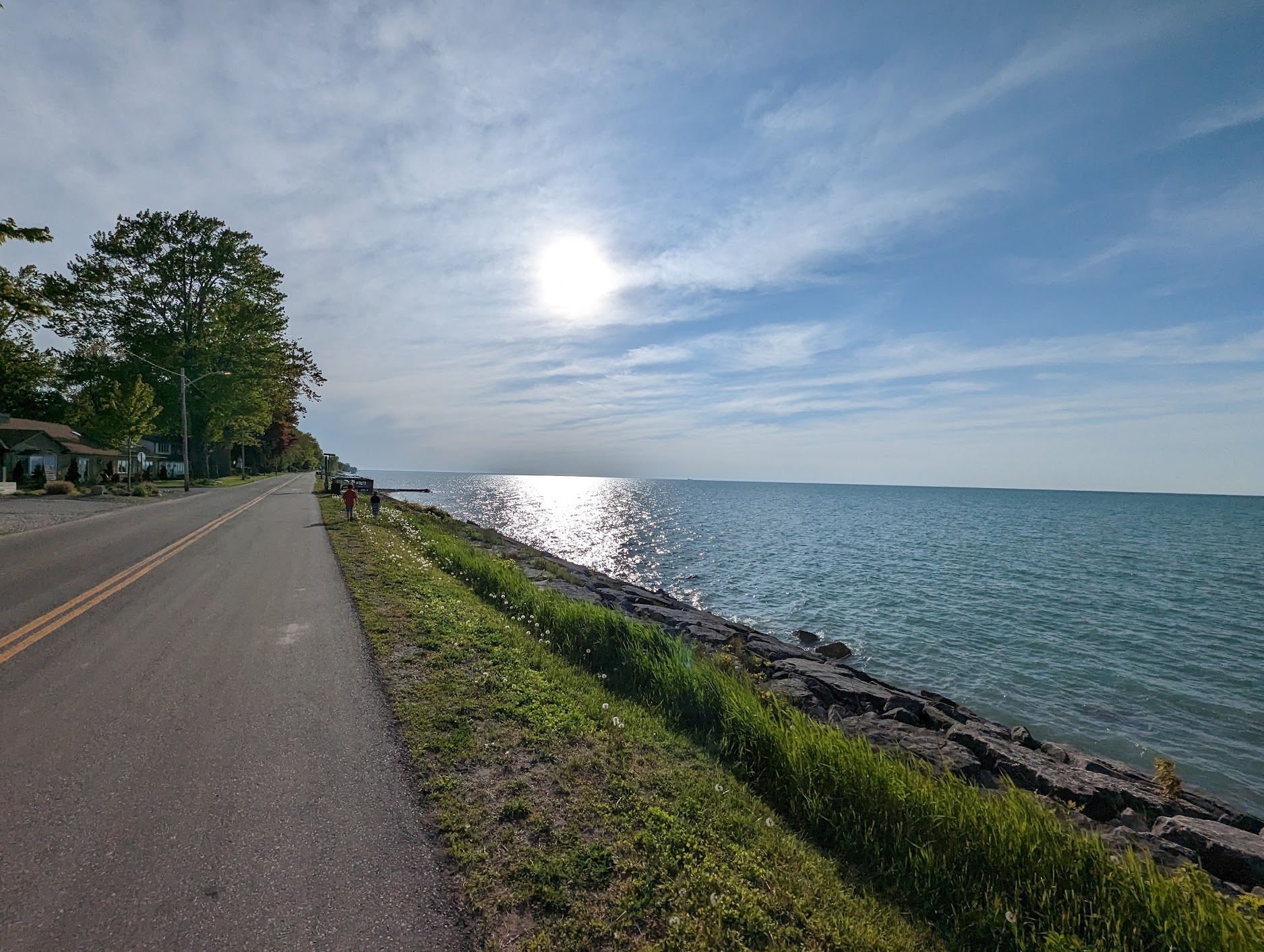 Lake Huron doesn’t recognize property lines. Sarnia’s shoreline policy shouldn’t either